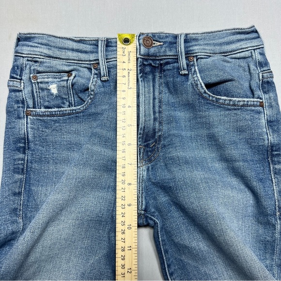 Mother The Insider Crop Step Fray Jeans in Reckless On A Shiny White Vespa Sz 25 - Picture 14 of 15